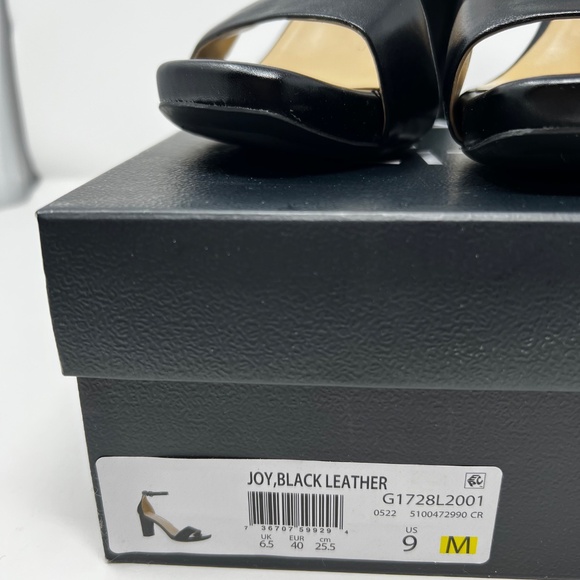 Naturalizer Black Leather Block Heel - Picture 3 of 4